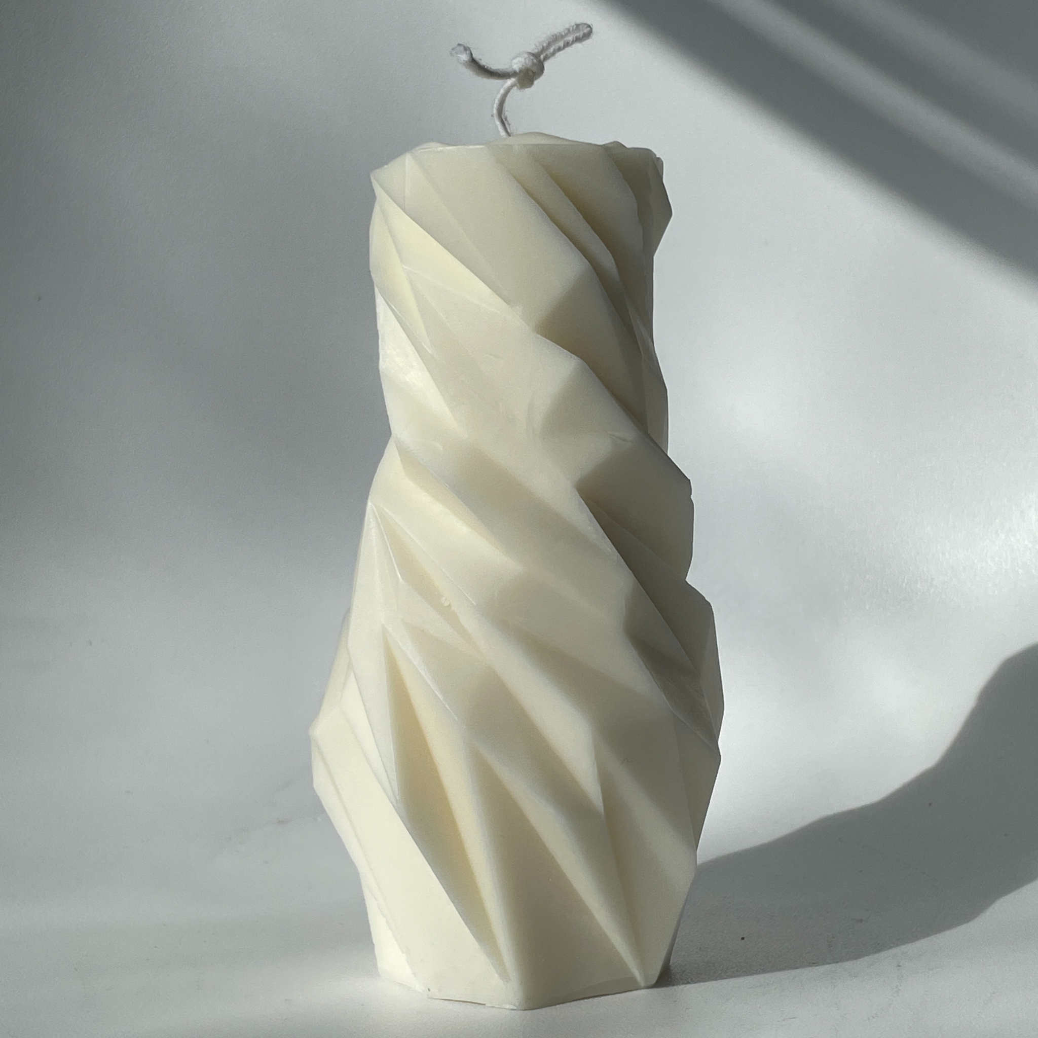 Crystal Candle | By Aaram Lux